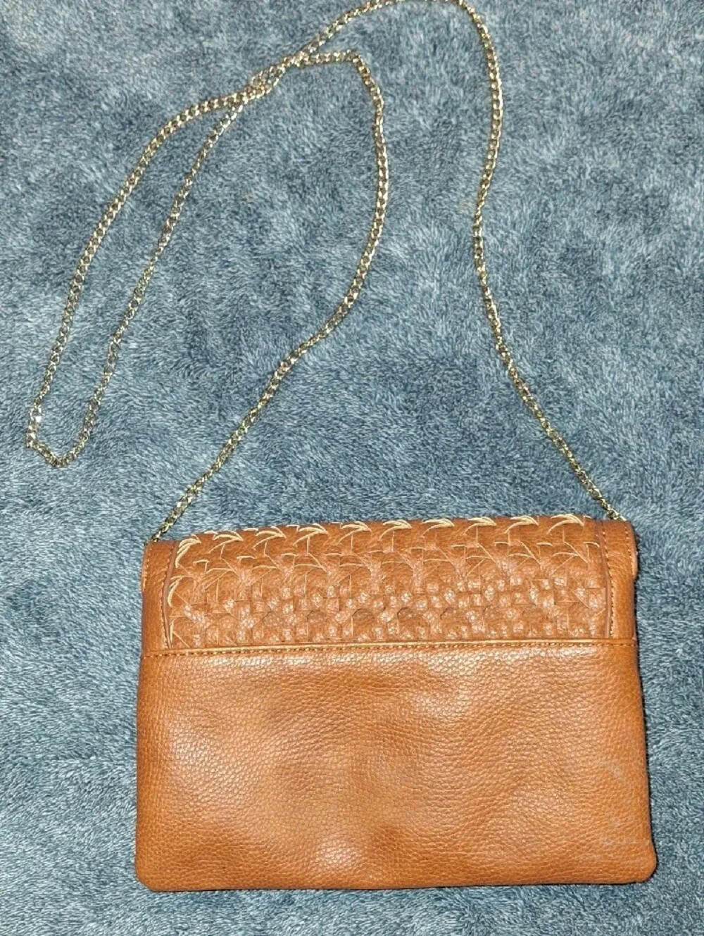 Street Level Woven Crossbody Bag in Tan with Gold Chain